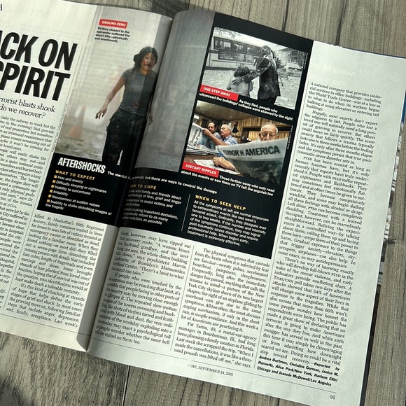 Time Magazine special Issue September 11th Attack World Trade Center One Nation - Picture 9 of 9